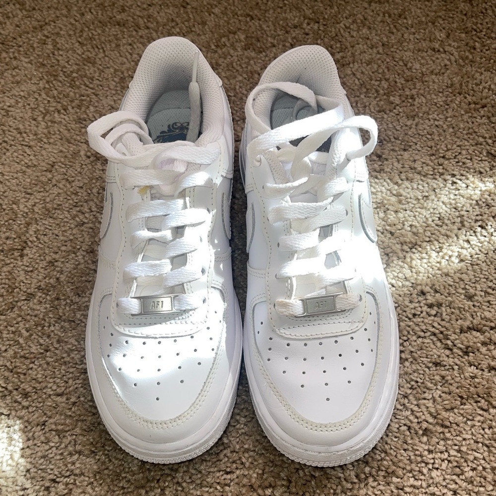 Nike Kids Air Force 1 White Sneakers